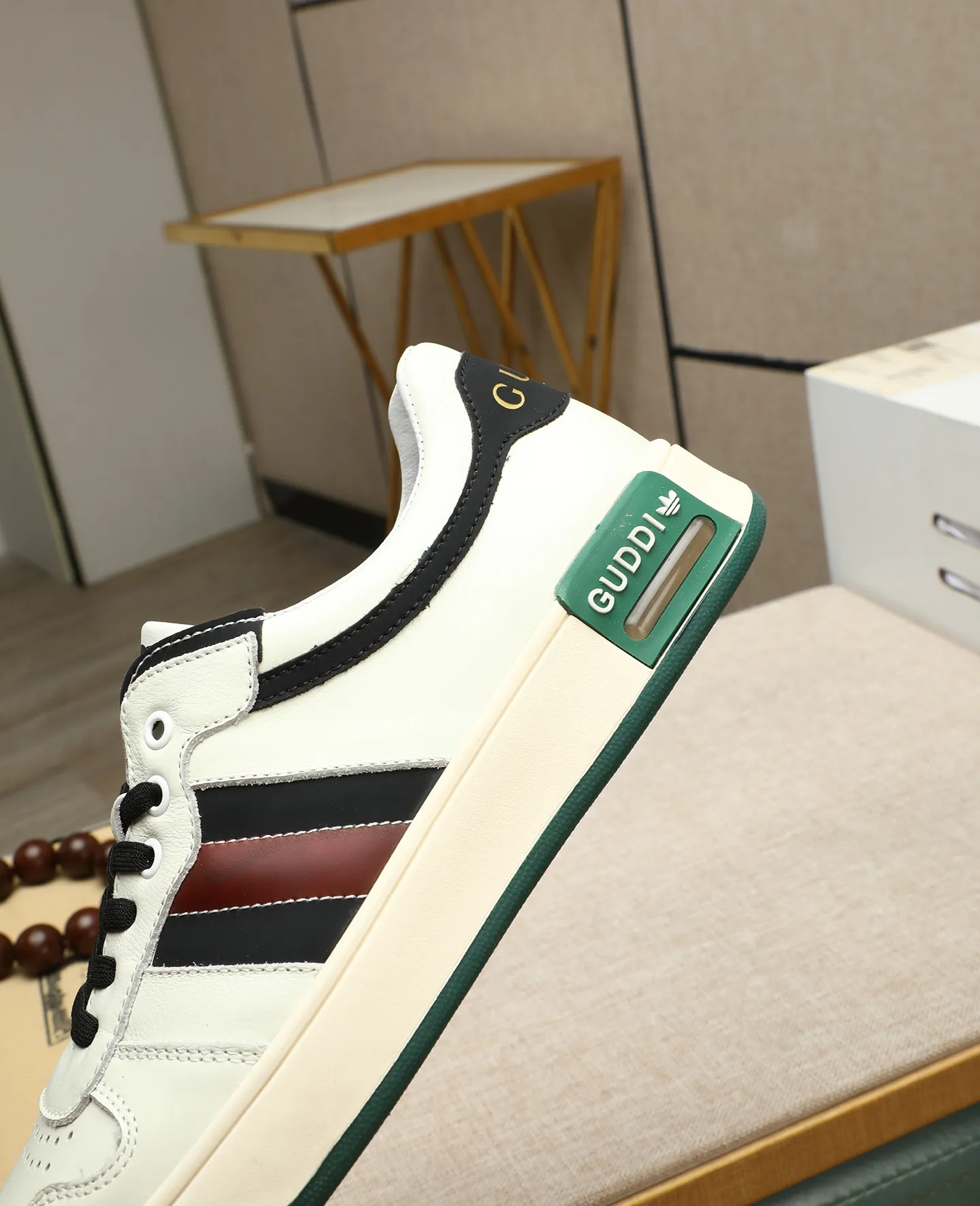 Men's men's shoes 💰440 GUCCI🔍🔍The latest model is on sale at the same time at the counter. Original calfskin imported from Italy, genuine leather lining, (high-end, noble, and classy) with exquisite workmanship. Sole: Original sole provided by the original factory, ⚠Exclusive double-layer movable molded sole super comfortable⚠, real shot 🎬The real thing is better🔍🔍"High quality·Follow the order" Code number 38-44